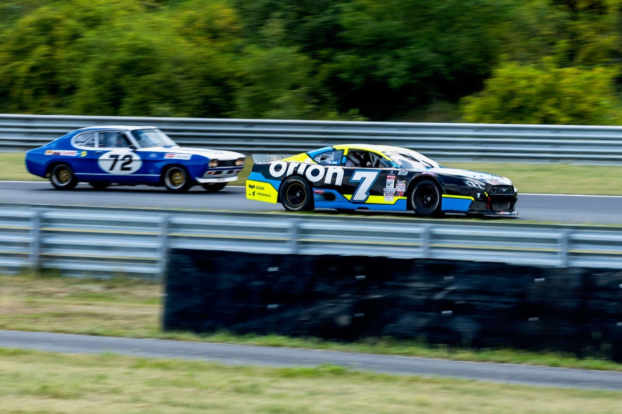 zname-osobnosti-usedly-v-moste-za-volant-nascaru-czech-truck-nascar-prix-nabidne-zavody-show-i-program-pro-cele-rodiny.jpg