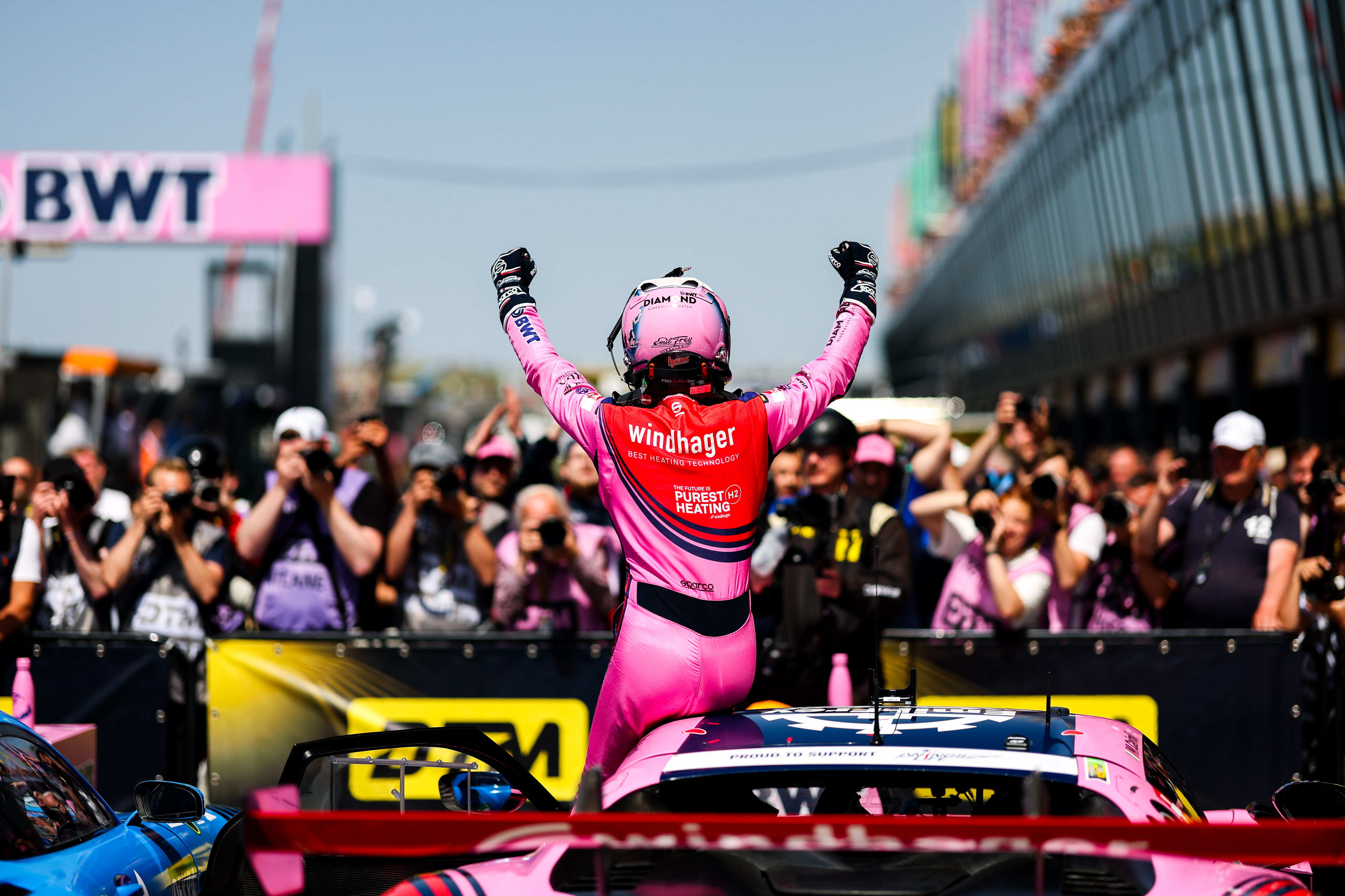 Snový debut Cairoliho v DTM: Pilot jede na Lausitzring jako čerstvý vítěz