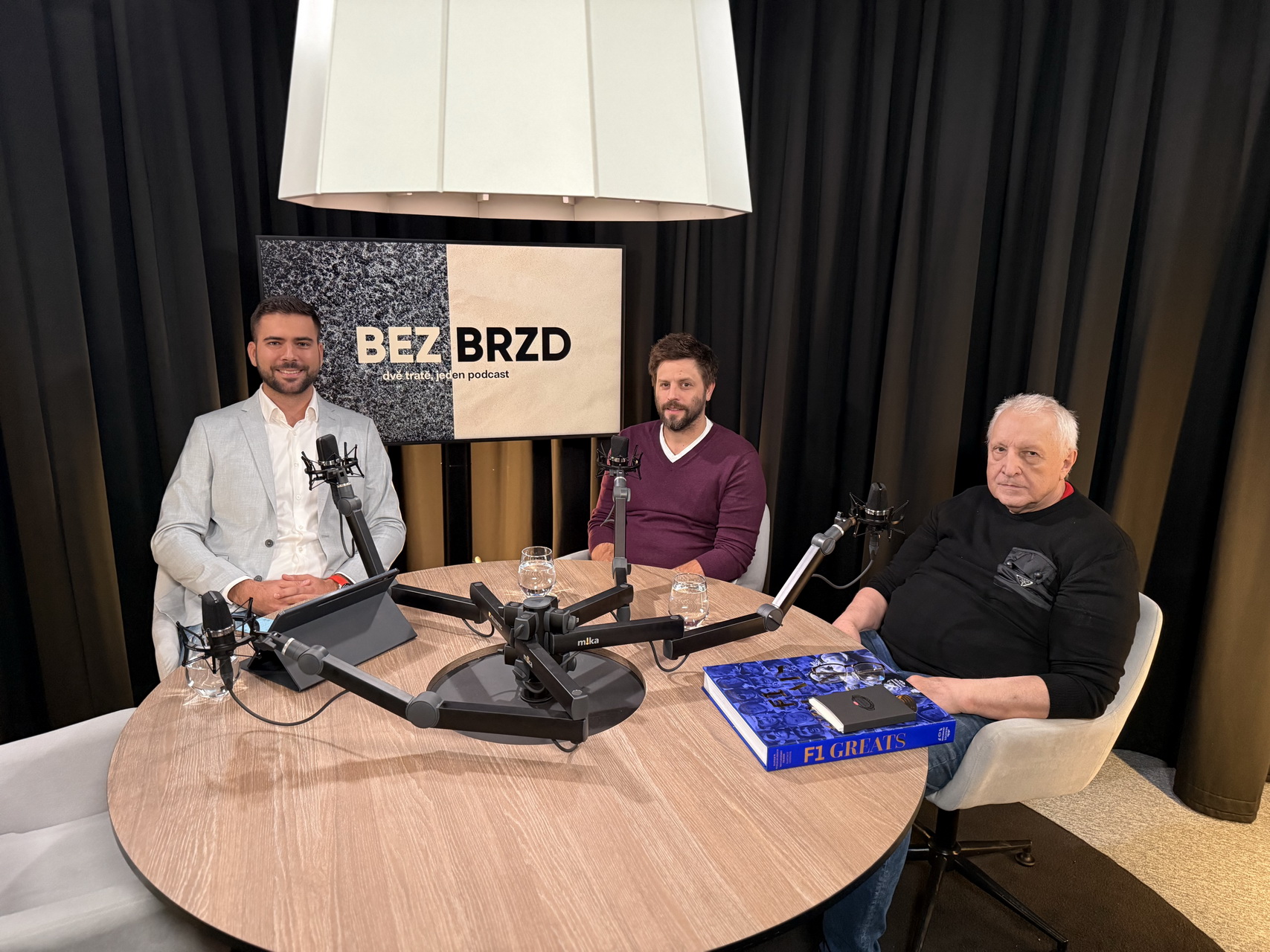 BEZ-BRZD_Charouzovi_02.jpg