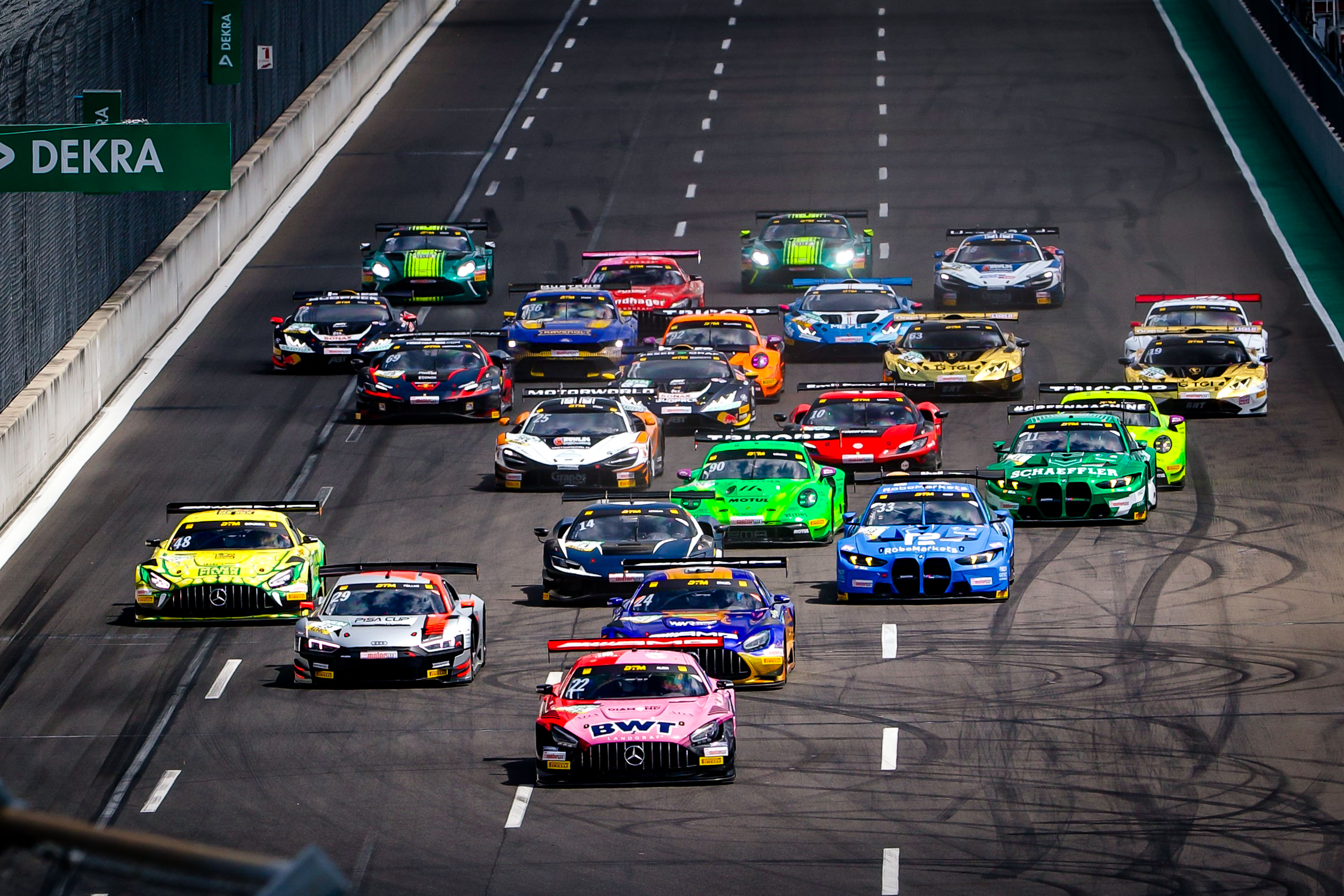 DTM se vrací domů: První německý závod bude na Lausitzringu