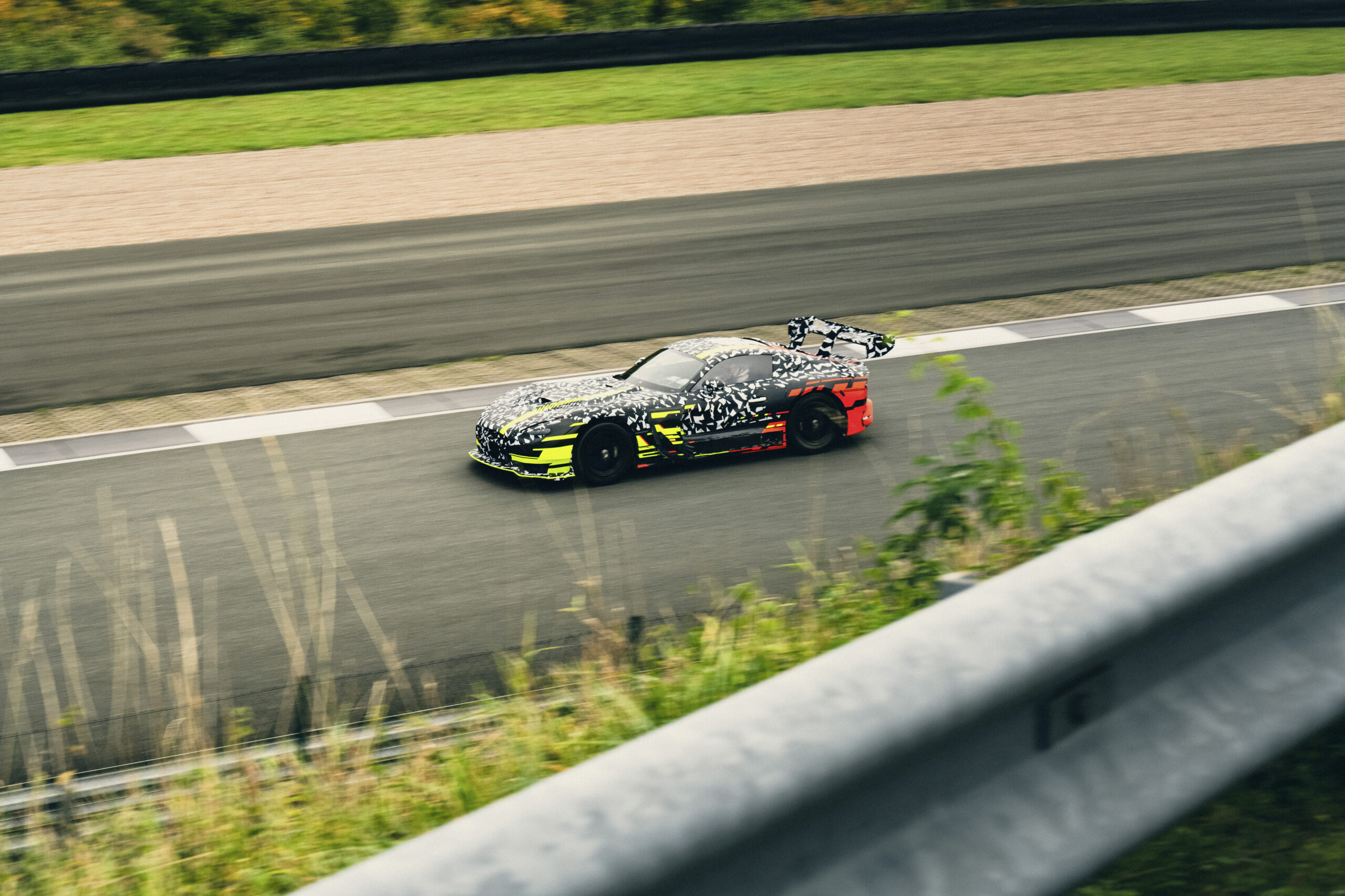 Mercedes připravuje novou GT3, nabídl první fotografie
