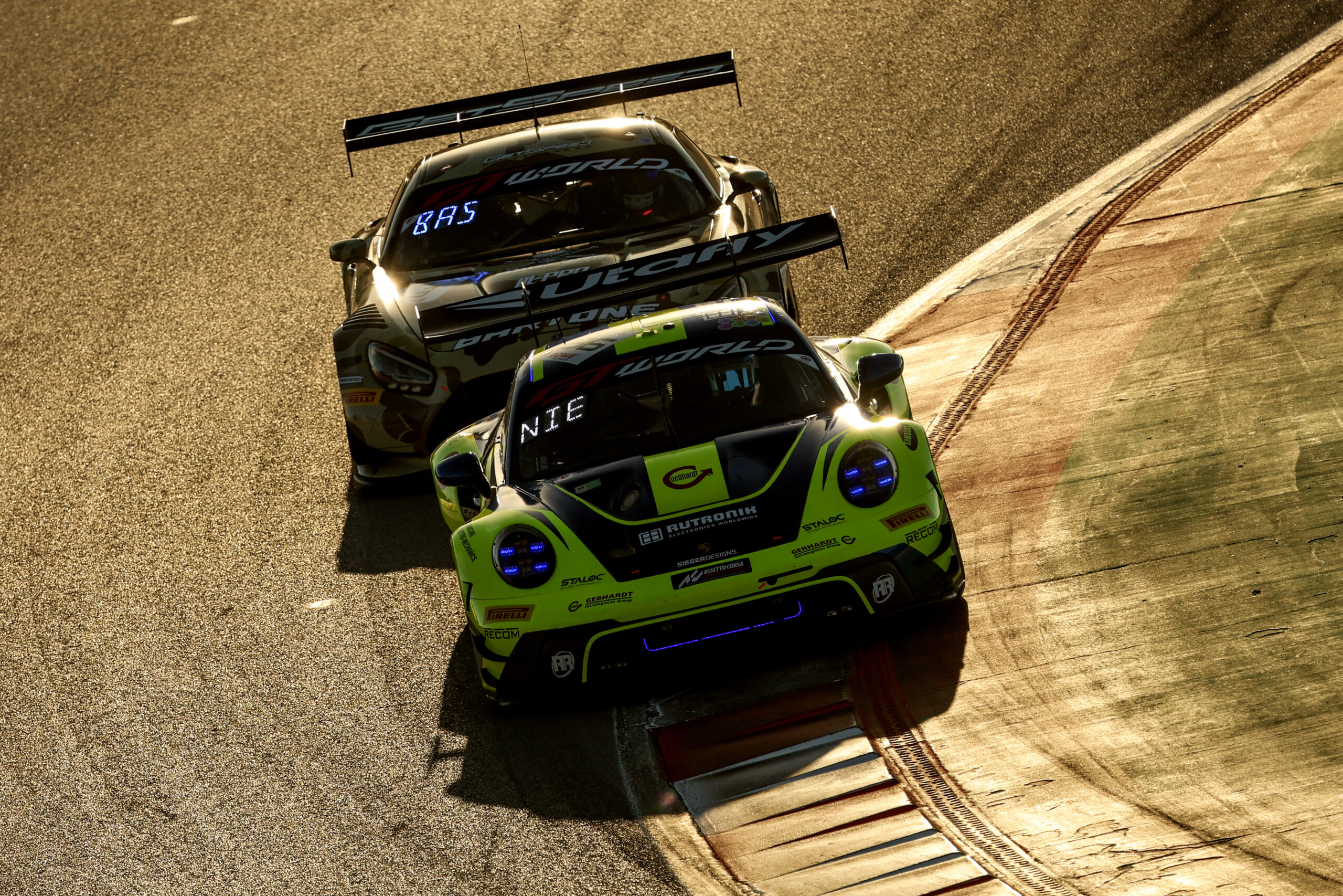 Rutronik vyhrává titul v GT World Challenge Europe Endurance Cup, přestože nevyhrál žádný závod