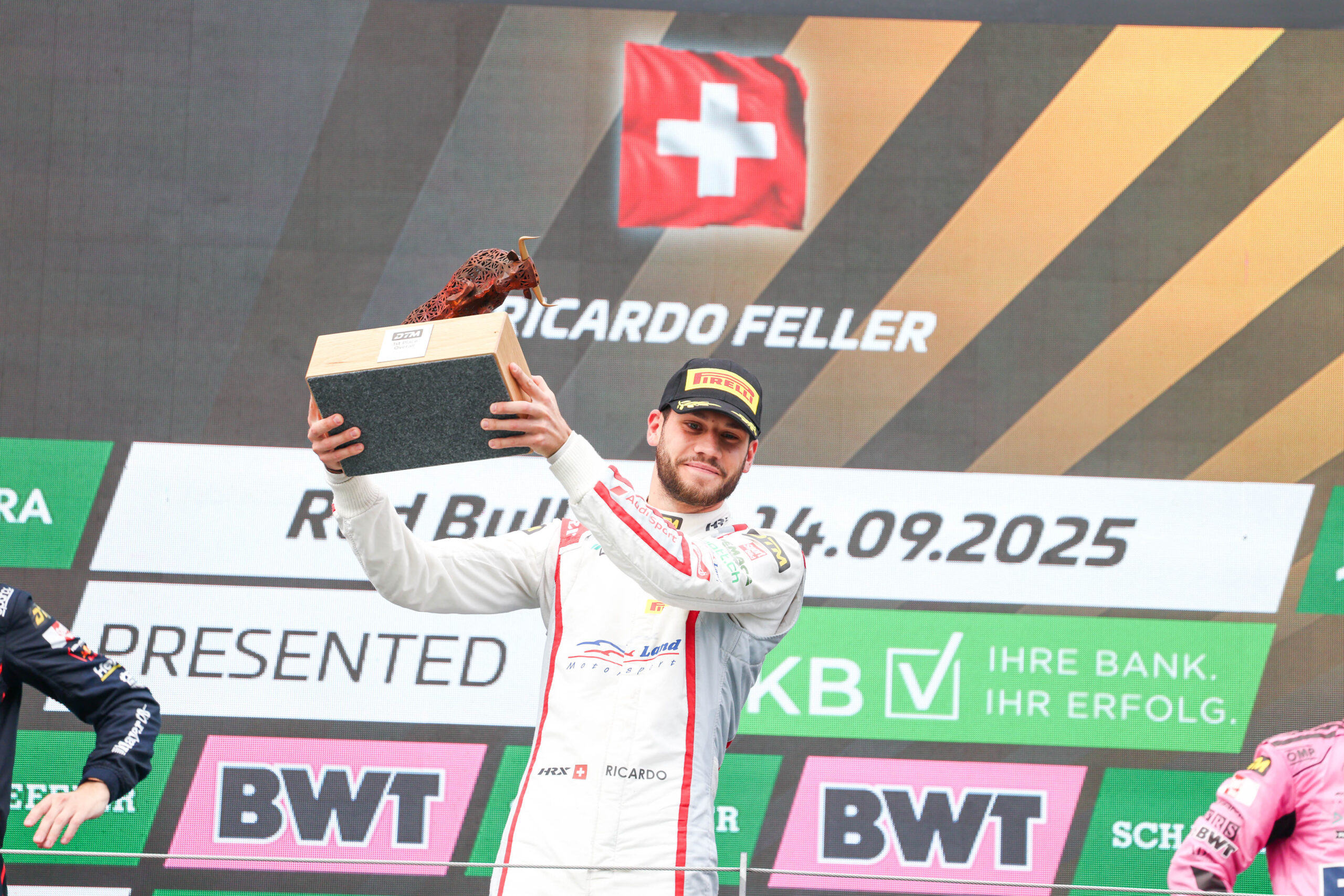 Feller přivezl pro vůz Audi nečekané vítězství v DTM