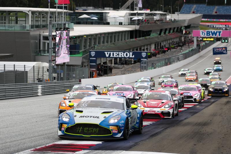 Marschalkowski a Gogollok berou vítězství ve druhém závodě GT4 Germany na Red Bull ringu