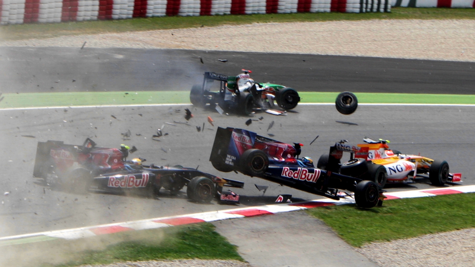 Sébastien Bourdais se v F1 trápil, zpátky do IndyCar mu pomohl samotný Mario Andretti