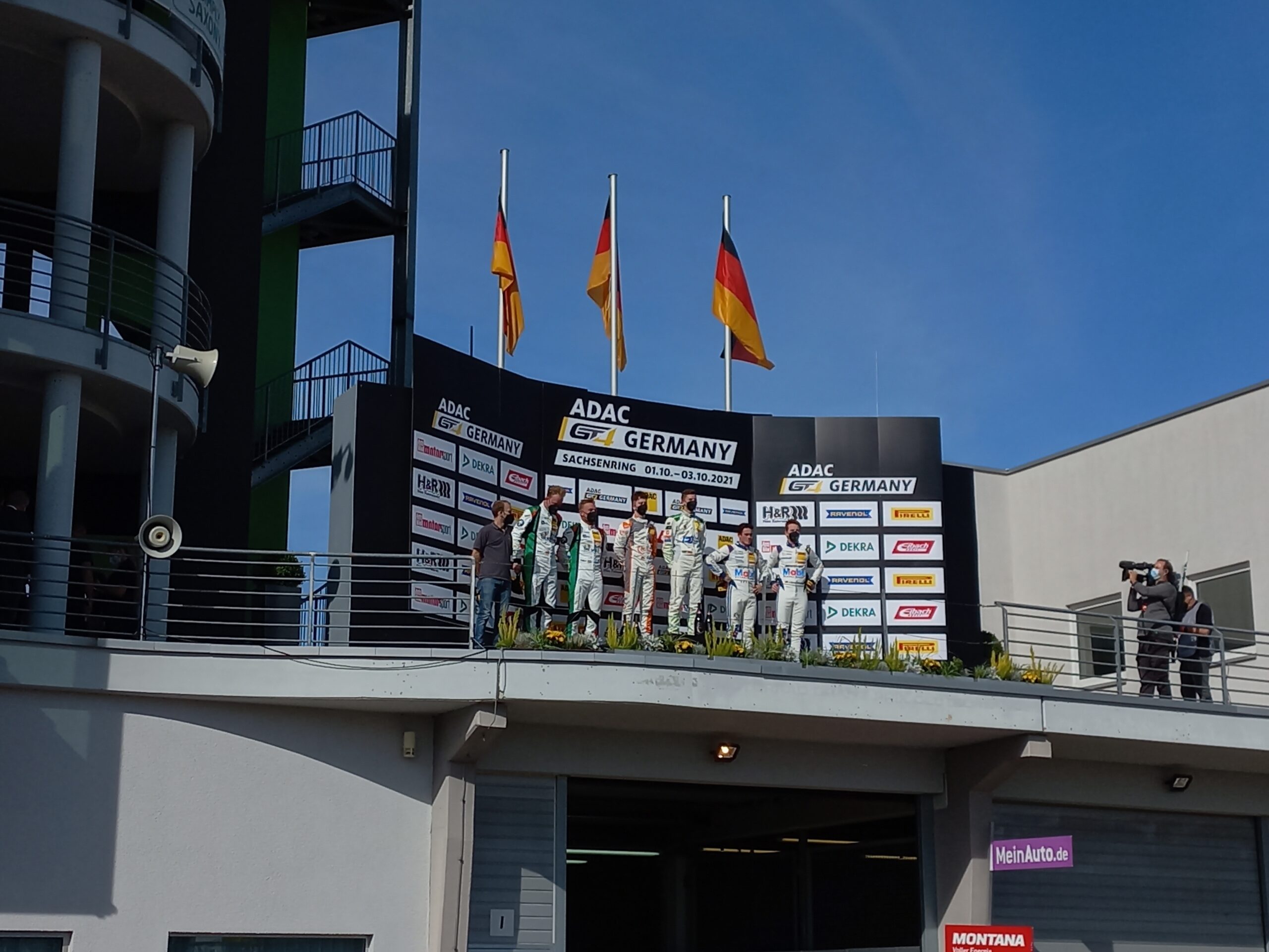 ADAC GT4 Germany na Sachsenringu: Prosport při návratu vítězí