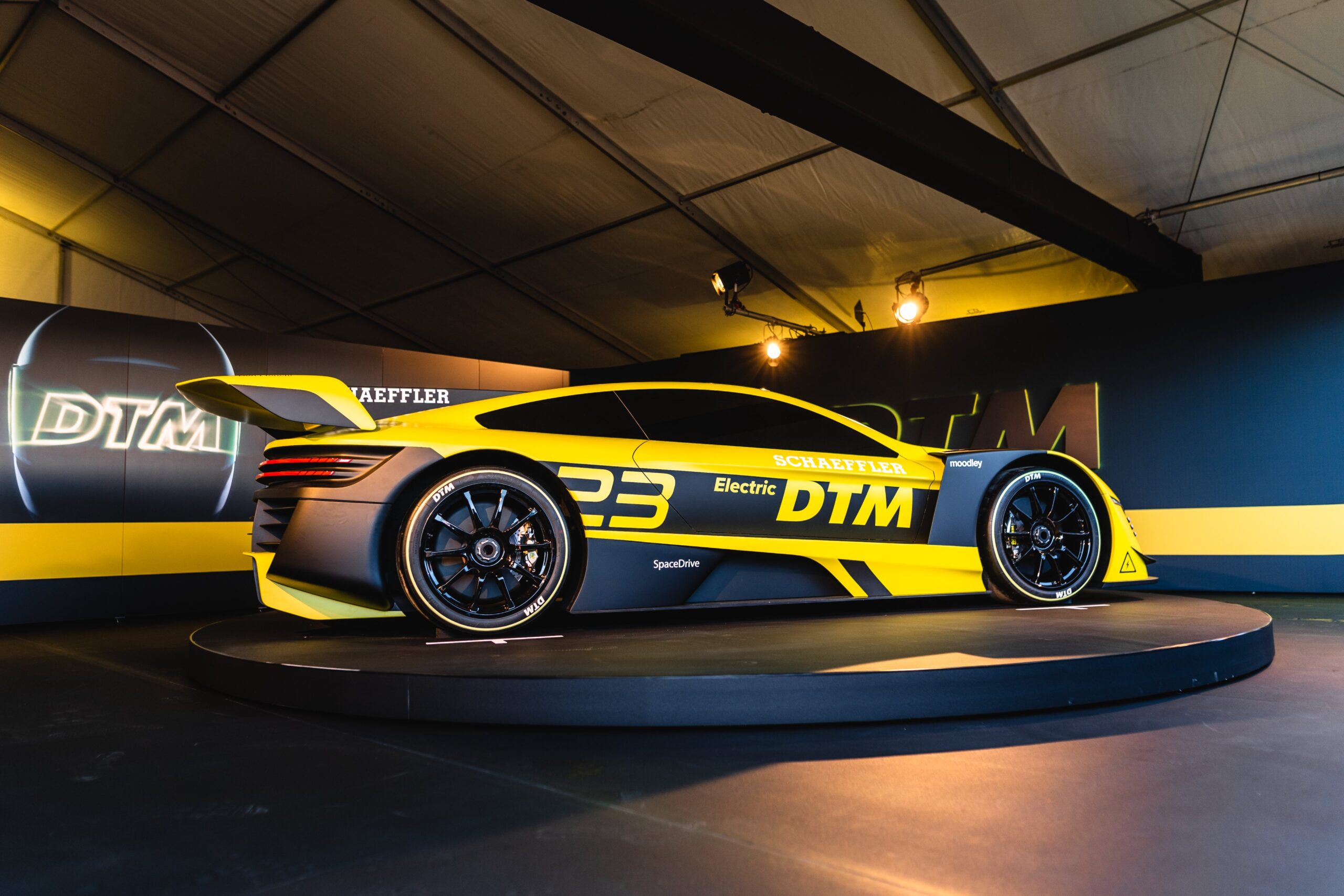 DTM Electric: Budoucnost závodění