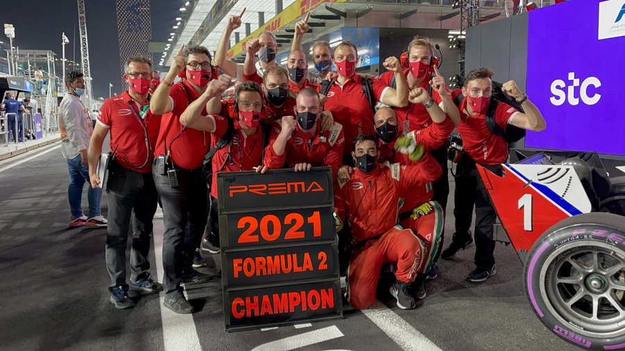 Formule 2 v Saudské Arábii: Prema vyhrává týmový šampionát