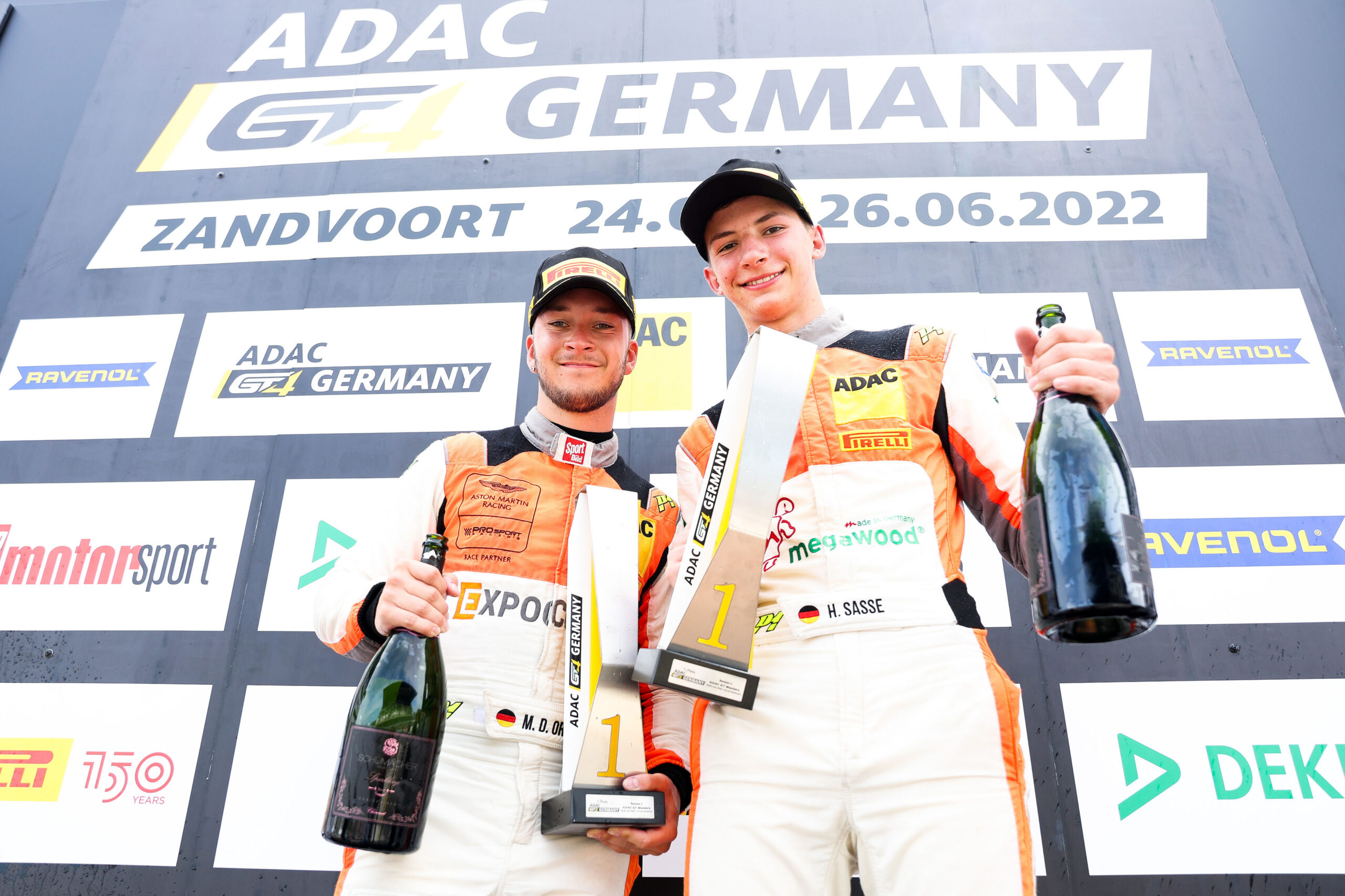 Sasse s Ortmannem vyhrávají i druhý závod ADAC GT4 Germany na Zandvoortu