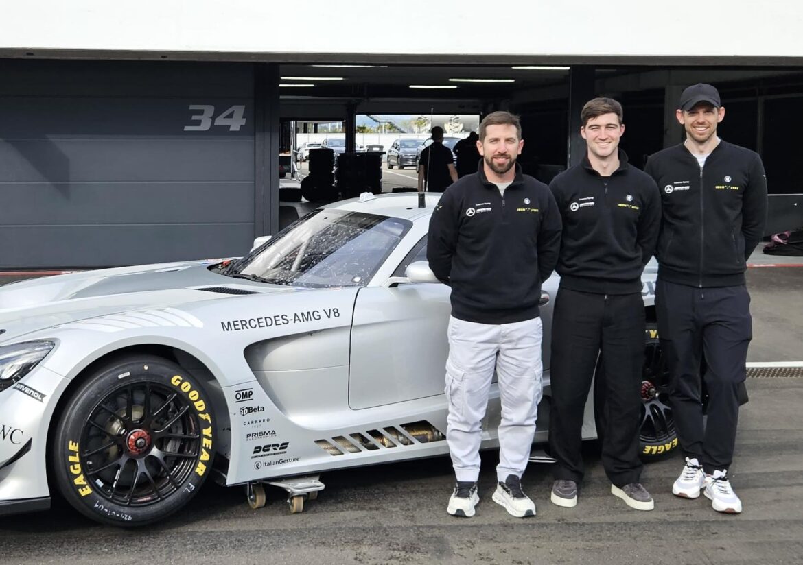 Další změna u Mercedesu: Ve voze Iron Lynx č.60 pojedou Andrew Gilbert, Fran Rueda a Lorcan Hanafin