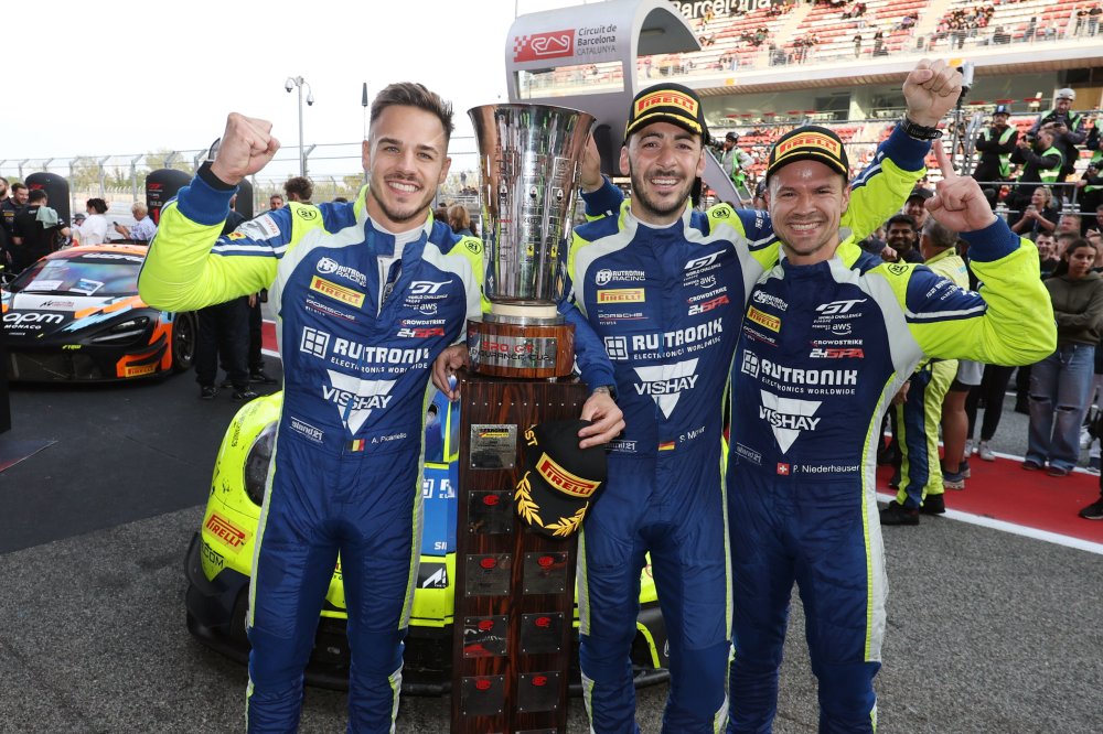 Porsche slaví první titul v Endurance Cup